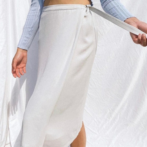 Oak & Fort Wrap Skirt - Picture 3 of 3